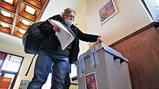 Obyvatelé Jáchymova rozhodovali v referendu o prodeji městských pozemků pro...