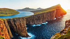 Mimořádná podívaná vás čeká při prohlídce největšího jezera Faerských ostrovů....