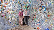 Ochránci pírody na indonéské Jáv zbudovali netradiní muzeum plast. S jeho...