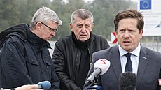 Premiér Andrej Babiš, ministr dopravy Karel Havlíček a generální ředitel ŘSD...