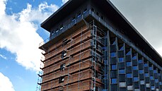 Opravy opláštění Labských bud v Krkonoších (1. října 2021)