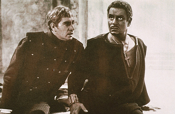 Laurence Olivier ve filmu Othello.