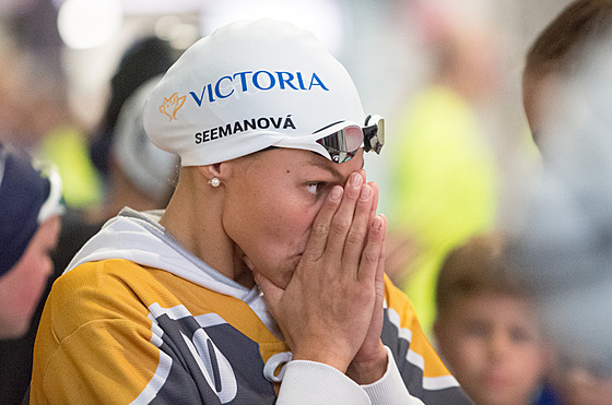 Plavkyn Barbora Seemanová pi eském poháru v plavání Plzeské sprinty.