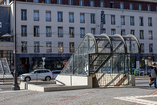 Ohyzdný podchod slibují politici řešit s obchvatem, ten bude až za dva roky