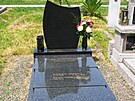 Hrob Václavy Marounové v rodných Vrdech