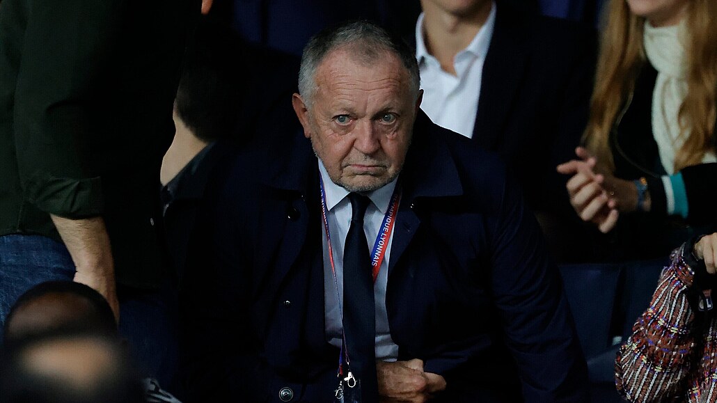 Jean-Michel Aulas éfuje fotbalovému Lyonu u 34 let.