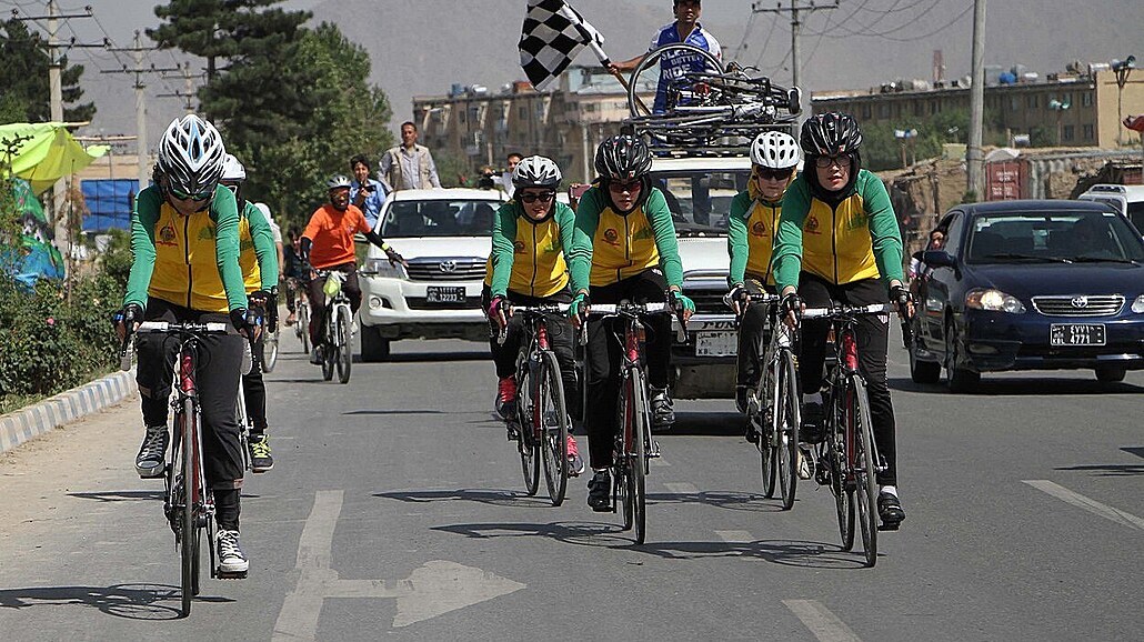 Afghánské cyklistky v Kábulu