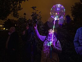 Svtelnou náladu Signal Festivalu si mohou návtvníci odnést i dom v podob...