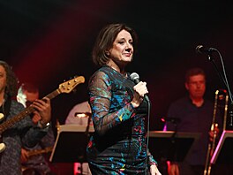 Marie Rottrová O2 Arena Marie Rottrová s filharmonií na Vánoce v O2 areně. Přednostní nákup ...