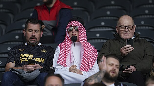 Fanoušci Newcastlu na prvním utkání svého klubu v nové saúdskoarabské éře.