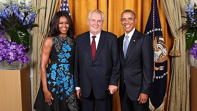 Prezident Miloš Zeman se setkal v New Yorku u příležitosti slavnostní recepce s americkým prezidentem Barackem Obamou a jeho manželkou Michelle (28. září 2015).