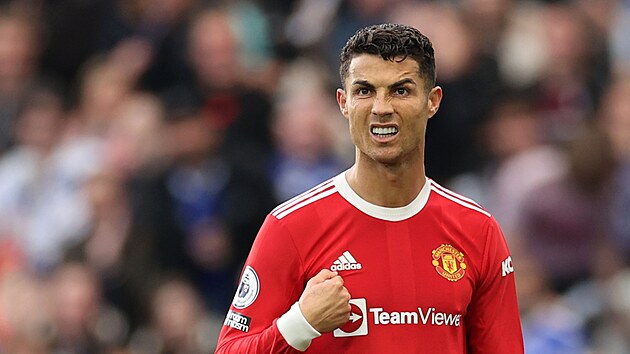 Cristiano Ronaldo z Manchesteru United bhem utkn osmho kola s Leicesterem.