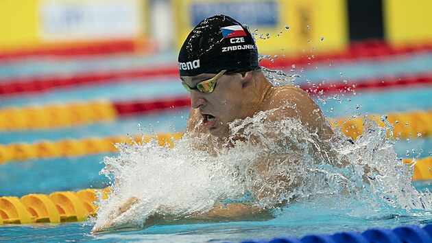 Yüzücü Gracík Çek rekorunu kırarak finale yükseldi