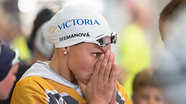 Plavkyn Barbora Seemanov pi eskm pohru v plavn Plzesk sprinty.