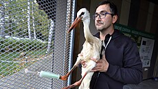 �áp se u�il chodit s protézou, dnes u� ji nepot�ebuje. 