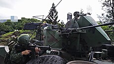 Tchajwanská armáda pořádá vojenské cvičení. (13. září 2021)