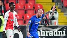 Liberecký Miroslav Stoch se omlouvá fanoukm Slavie, které dal v Edenu gól.