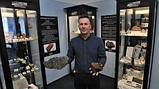 Nadený sbratel Jaroslav Filip si ve Frýdku-Místku otevel muzeum meteorit....