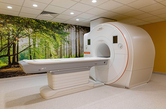 Nemocnice v Jilemnici zaala pacienty vyetovat novou magnetickou rezonancí.