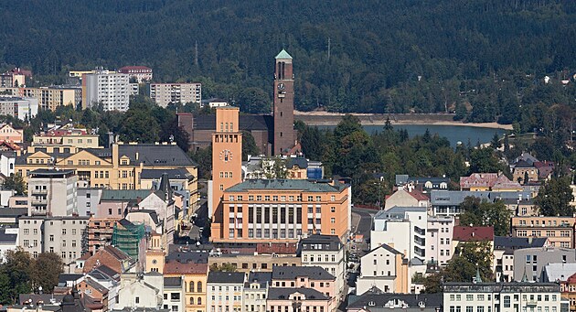 Jablonec bude nov prodávat své pozemky v elektronických aukcích