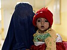 Nemocnice Indíry Gándhíové v Kábulu. Podle OSN 3,2 milionu afghánských dtí...