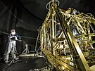 Teleskop Jamese Webba bude vyuit ke zkoumání vývoje prvních galaxií a hvzd po...