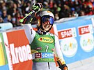 Slovenka Petra Vlhová se raduje ze tetího místa v obím slalomu v Söldenu.