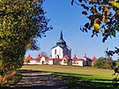 Kostel svatého Jana Nepomuckého na Zelené hoe ve áe nad Sázavou.