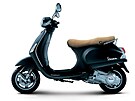 Vespa LX se vyrábí od roku 2006 a je 139. modelem za 60 let djin Vespy....