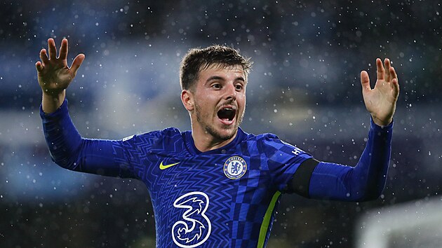 Zlonk Chelsea Mason Mount v detivm poas na Stamford Bridge v duelu s Malm.