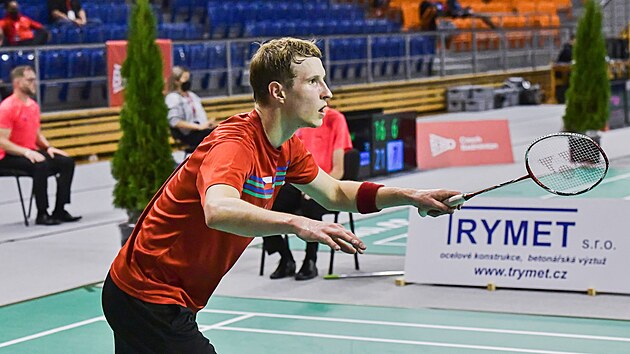 Jan Louda v semifinlovm utkn Czech Badminton Open proti indickmu hri...