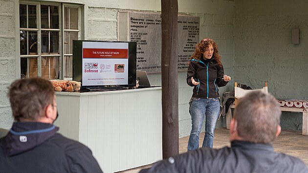 Odbornci z mise BioRescue a z Etick laboratoe pro veterinrn medicnu, ochranu a dobr ivotn podmnky zvat Univerzity v Padov shromdili vechny relevantn informace vetn zdravotnho stavu Njin a moderovali nkolik diskus. (2021)