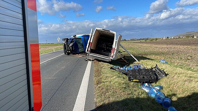 Pevrcen kamion na Mladoboleslavsku zpsobil nehodu dalch dvou vozidel. (21.10.2021)