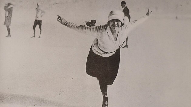 AMPIONKA KRASOBRUSLAEK. Rakuanka Herma Planckov-Szabov vyhrla na hrch v Chamonix 1924 sout en.