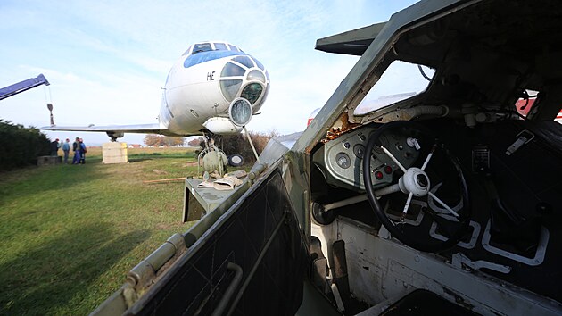 Sthovn dopravnho letounu Tupolev TU 134 v leteckm muzeu u Zrue na Plzesku. (19. 10. 2021)