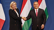 Marine Le Penová a VIktor Orbán v Budapešti (26. října 2021)