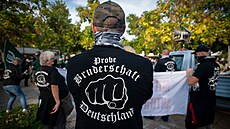 Shromáždění příznivců neonacistického hnutí Třetí cesta v Berlíně (3. října...