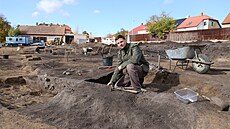 Archeolog Vojt�ch Peksa z Ústavu archeologické památkové pé�e severozápadních...