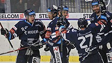 Hokejová extraliga, 16. kolo: Vítkovice - Kladno. Vitkovický Marek Kalus z...