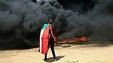 Súdánské ministerstvo informací sdlilo, e vojáci zadreli vtinu ministr a...