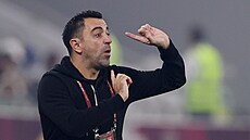 Xavi, barcelonská legenda, trénuje fotbalisty katarského týmu Al Sadd.