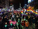 Protesty za legalizaci potrat, které zakázala polská vláda. (22. íjna 2021)