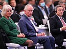 Britský princ Charles a jeho ena, vévodkyn Camilla na klimatické konferenci...