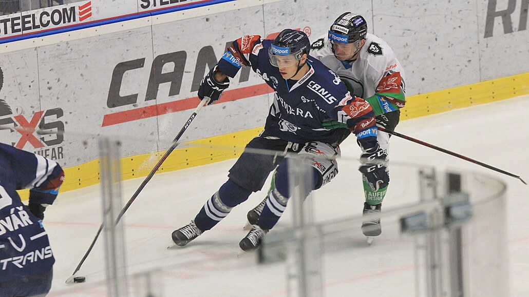 Hokejová extraliga, 22. kolo, Vítkovice - Mladá Boleslav. Patrik Koch z...