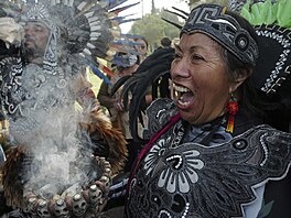 Svátek pipomíná i kulturu domorodých obyvatel Mexika.