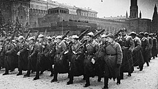 Vojenská přehlídka na Rudém náměstí v Moskvě, 7. listopad 1941