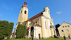 Novobarokní kostel v Raspenavě