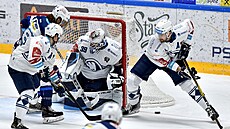 22. kolo hokejové extraligy: HC Kometa Brno - HC koda Plze. Zleva Petr...