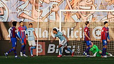 Nolito skóruje druhý gól Celty Vigo proti Barcelon.