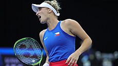 eská tenistka Markéta Vondrouová v duelu s Andreou Petkovicovou z Nmecka.